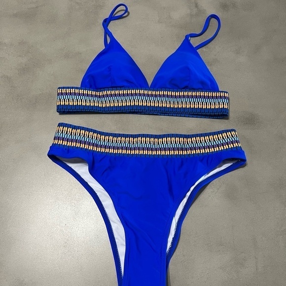 SHEIN NWT Boho Contrast Trim Triangle Bikini - Picture 2 of 7